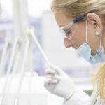 5 największych mitów o implantach zębowych