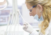 5 największych mitów o implantach zębowych