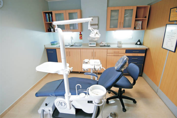 Dlaczego i jak często należy odwiedzać dentystę? Dlaczego i jak często należy odwiedzać dentystę?