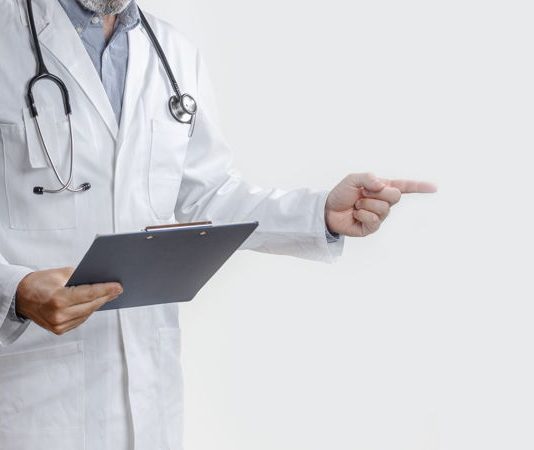 Dobieramy idealny fartuch lekarski